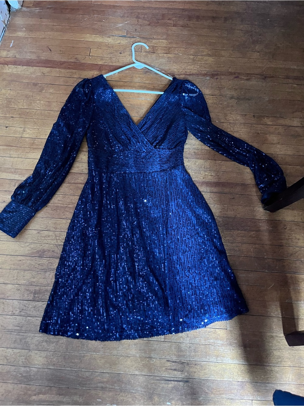Le Chateau Sequinned Navy
Blue Cocktail Dress size Small - Picture 7 of 9